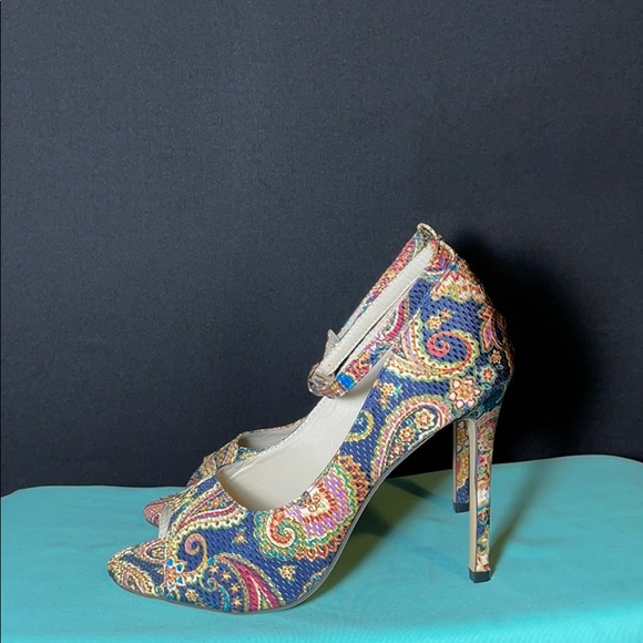 navy floral heels